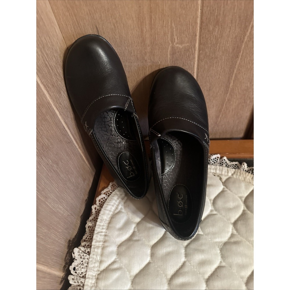 B.O.C. black leather Howell slip-on shoes. EUC no Box Women's Size 7